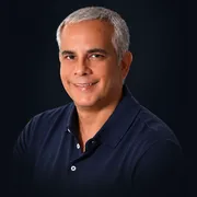 Mauricio Salvador, CEO da Lideres.ai